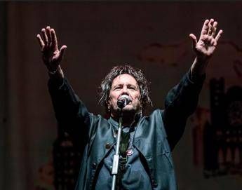 Enzo Avitabile e il Premio Tenco alla Carriera: "&Egrave; uno dei giorni pi&ugrave; belli della mia vita"
